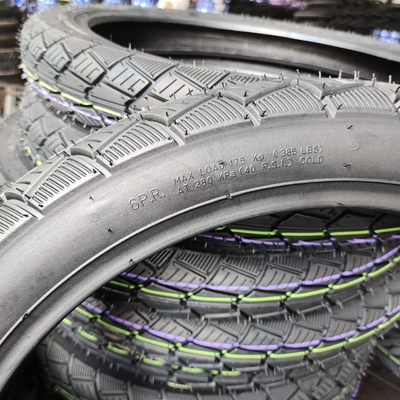 Pneus sin tubo para motocicletas 17/2.75 2.75-17 275 17 Contenido de caucho 35%-45% Pneus de patrón