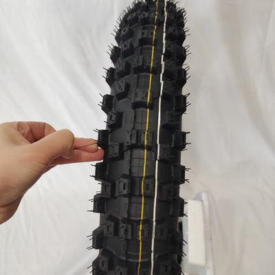 Tubo y velocidad de 150 km/h en carretera neumático de motocicleta 90 100 21 para el mercado japonés