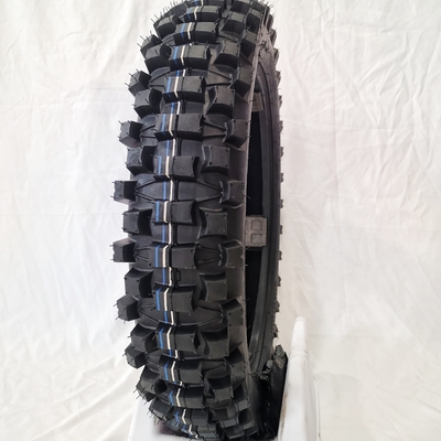 El mercado japonés de neumáticos de motocross 110/100-18 120/100-18 120/90-18 con patrón de banda de rodadura profunda