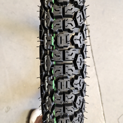 280kpa Alto contenido de caucho Pneumático de motocicleta fuera de carretera 275-21 275 21 para el mercado africano