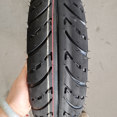 Top 120-70-12 120x70x12 120 70 12 neumáticos sin tubos para scooters con un contenido de caucho del 35% al 45%