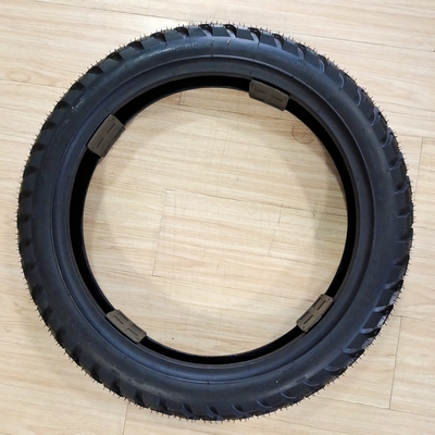 Pneumático de motocicleta de diseño profundo OEM 100/90-17 110/90-17 TT/TL con un contenido de caucho del 35% al 55%
