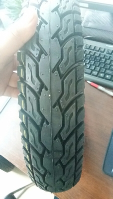 Top- 3.00-10/30010 neumático de motocicleta con clasificación de pliegue 6PR/8PR y contenido de caucho del 30% al 55%