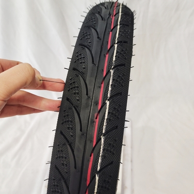 Conducción suave con 35%-45% de contenido de caucho neumáticos de motocicleta 70/90-17 80/90-17 90/90-17