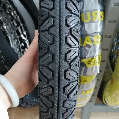 Pneumáticos y tubos de motocicletas 3.00-17 Casilla de neumáticos de tubos naturales Entrega en 25 días