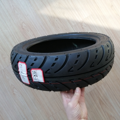 neumático de motocicleta 120/70-12 sin tubos con 35%-55% de contenido de caucho del puerto de Qingdao