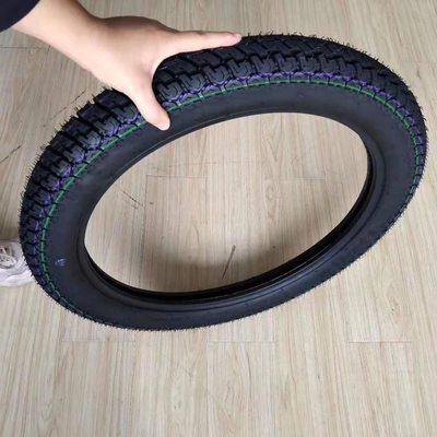 Pneumático de motocicleta de alto rendimiento 300 18 con diseño profundo Capacidad de producción de 5000 piezas por día