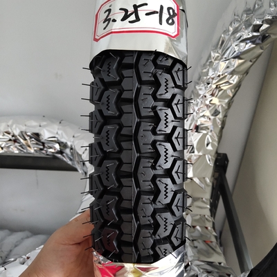 110/90-18 110/100-18 120/90-18 120/100-18 Pneumáticos para motocicletas fuera de carretera con carcasa