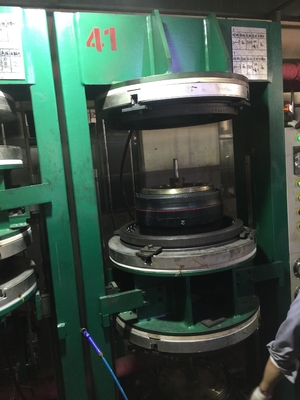 4.00-8 Tamaño del neumático Tuk Tuk MRF neumático de tubo de tres ruedas para reemplazo/reparación