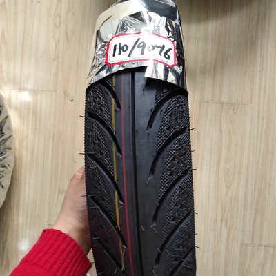 Pneus para motocicletas de alta capacidad 110/90-16 para una producción diaria de 10000 unidades