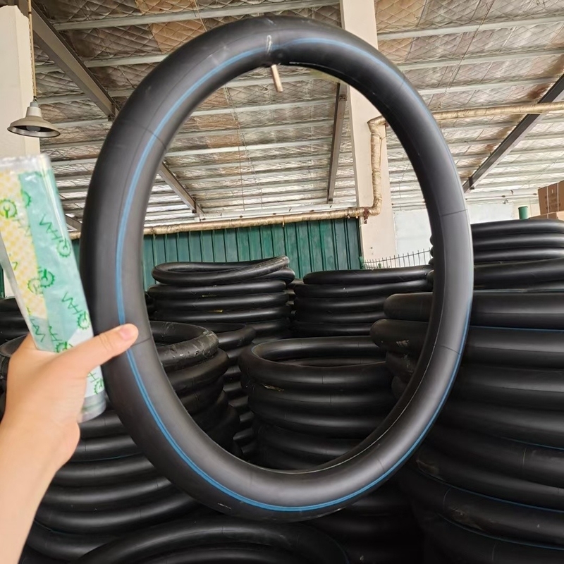 Capacidad de producción 50000 piezas por día 3.00-17 tubo de butilo tubo interno natural para motocicletas