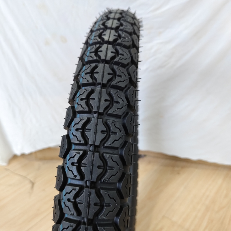 El mercado de Qingdao Motocicleta neumático de tubo interior 3.00-17 Hecho de caucho natural de acero de nylon
