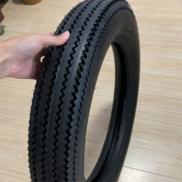 Obtenga el mejor rendimiento con 4.50-18/350-18/400-18/400-19 Venta de neumáticos de motocicleta