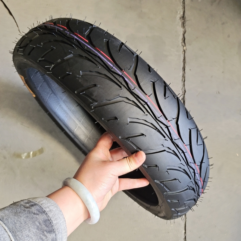 Casilla de neumático sin tubo de acero de nylon de caucho natural para motocicletas 100/80-17 6PR