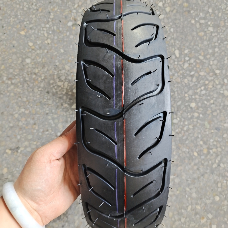 Neumáticos de goma natural para bicicletas eléctricas con OEM aceptable en tamaño 100/60-12