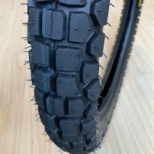 3.00-18 neumáticos de ruedas de motocicletas para el mercado africano Tiempo de entrega dentro de 25 días Durable