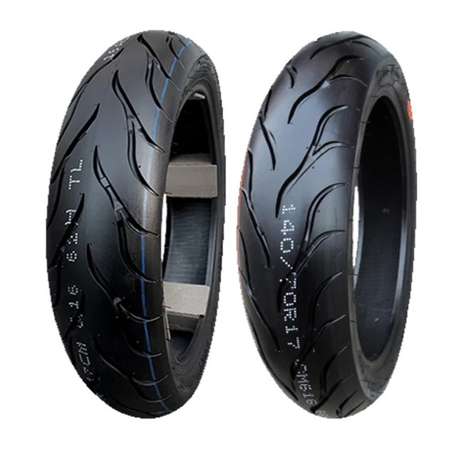 Experimenta un rendimiento inigualable con neumáticos de motocicleta 150/70-13 con diseño profundo