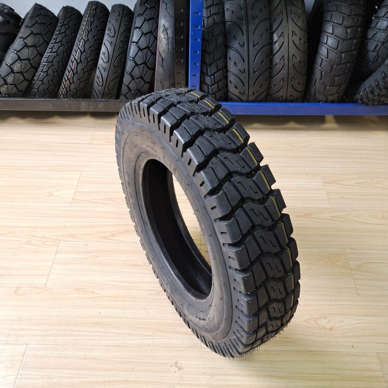 Super 4.50-12 neumático de moto sin tubo con OEM aceptable