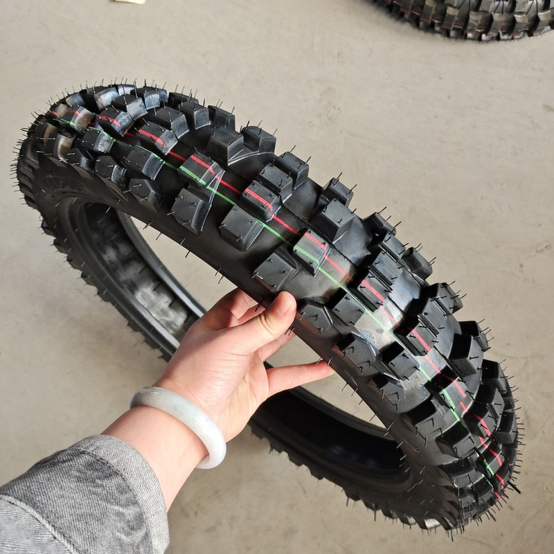 Pneumático de motocicleta sin tubo de nylon de caucho natural directo 4.10-18 para ruedas y neumáticos de motocicleta