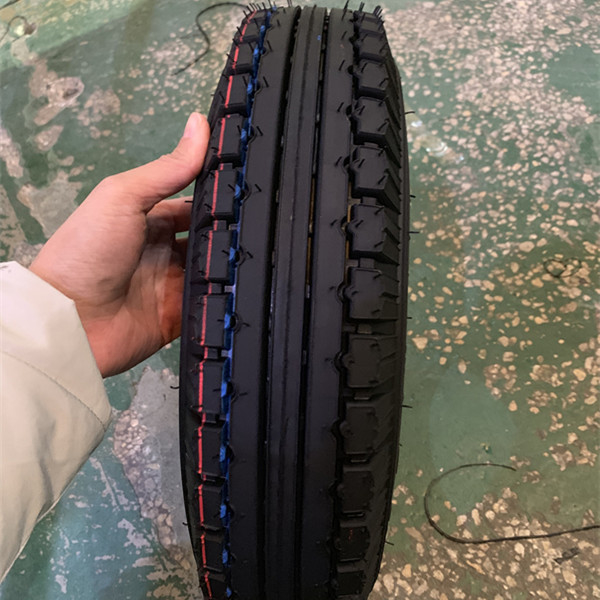 400-8 Tamaño del neumático Motocicleta eléctrica Resistencia a la tracción 10.5 Scooter de neumáticos gordos para adultos