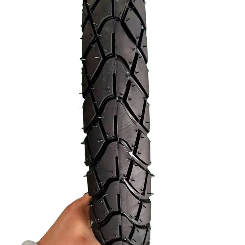 Pneumático de motocicleta de patrón profundo 2.75-18 sin tubos Clase A con resistencia a la tracción de 10.5
