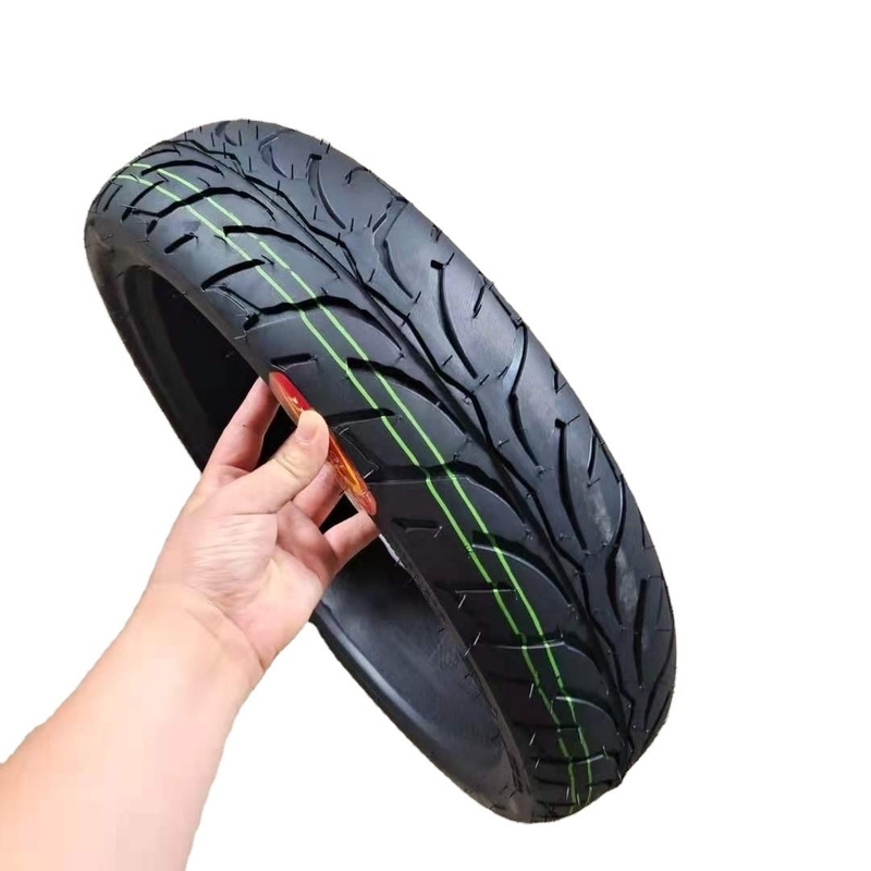 Resistencia a la tracción 10.5 Pneus para motocicletas del mercado africano 100/80-17 Pneus para motocicletas de caucho natural