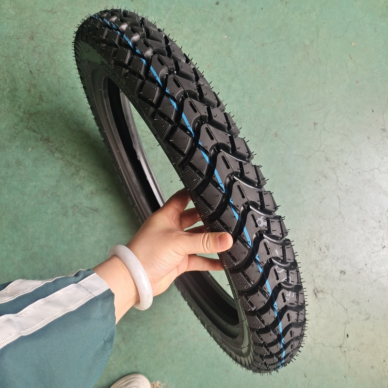18 pulgadas neumático de triciclo 2.75 18 3.00 18 neumático de tubo para el mercado africano a un precio asequible