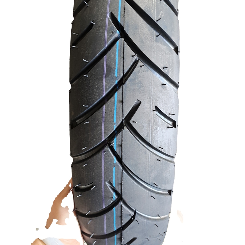 110/80-17 8PR Pneumático de motocicleta de alta resistencia a la tracción de larga duración para el mercado de Venezuela