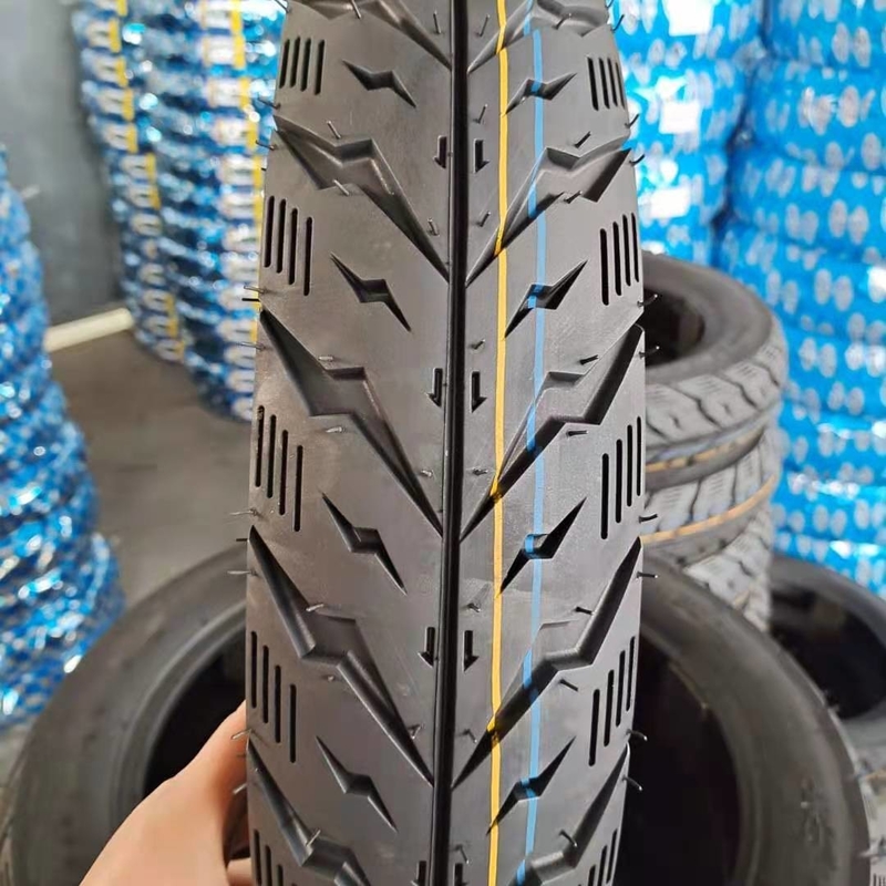 20000 KM Vida laboral Mercado africano neumáticos de motocicleta 100/70-14 para sus necesidades de conducción